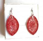 Kvačkani uhani, kapljica, svetleče rdeča prejica