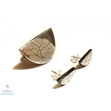 /2304-11012-thickbox/gold-black-butterfly-ring-necklace-earrings-glamour.jpg