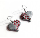 Unikatni uhani v obliki srca v srebrno rdeči barvi