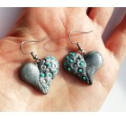 Unikatni nakit - uhani v obliki srca v srebrno turkizni barvi