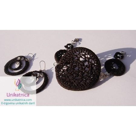 /613-2108-thickbox/komplet-zapestnica-in-uhani-crna.jpg